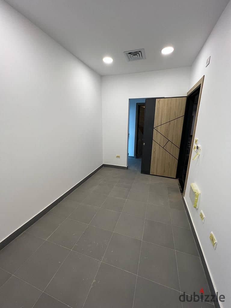 مكتب للإيجار في كازان بلازا خلف مول العرب Office for rent in kazan plaza in front of mall of arabia 0