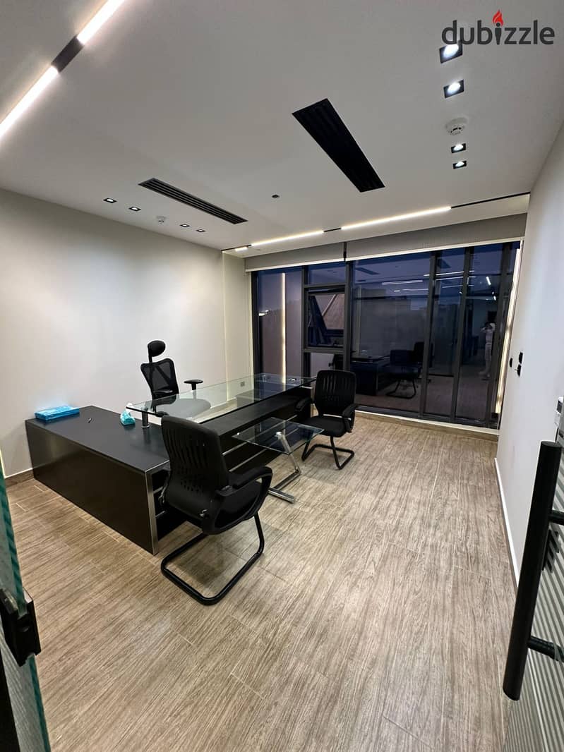 مكتب مفروش للايجار في polygon سوديك بيفرلي هيلز الشيخ زايد office for rent in the polygon sodic beverly hills el sheikh zayed 0