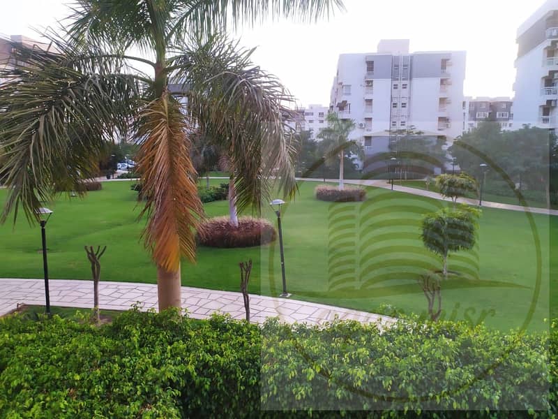 Apartment for sale in Madinaty, 165 m², B10 Prime location near the services area North-facing Outstanding view of a wide garden. 0