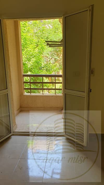 Apartment for sale in Madinaty, 103 sqm, smart design, typical floor, narrow garden view.