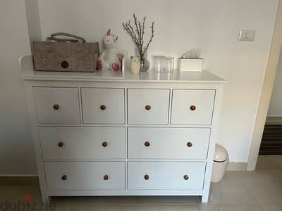 Modern Baby Room Commode with Changing Table