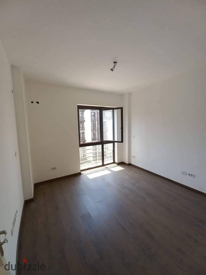 Studio for sale on installment in one of the most prestigious areas of Madinaty - B8. 0