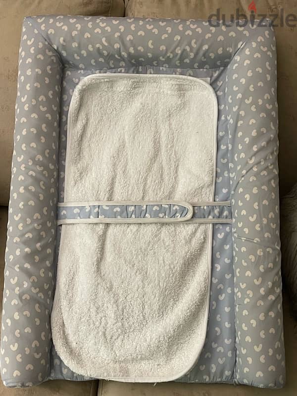 مفرش بيبي لتغيير حفاض الاطفال من ماماز جفت comfort changing mat 0