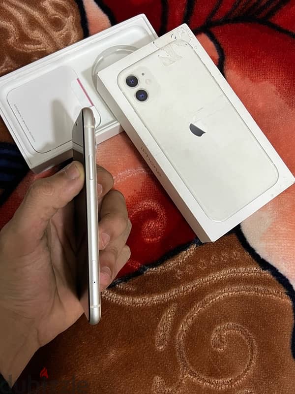 iPhone 11 خطين 4