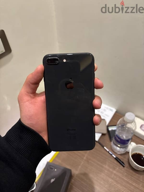 Black iPhone 8 plus 1