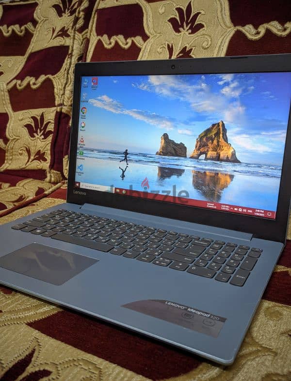 لاب توب Lenovo ideapad 320 بحالة جيدة 1