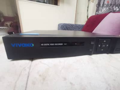 كاميرات مراقبة ViVaKo عدد اربع كاميرات و DVR والباور سبلاي علي التركيب