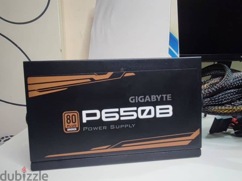 power supply 650 bronze gigabyte 3