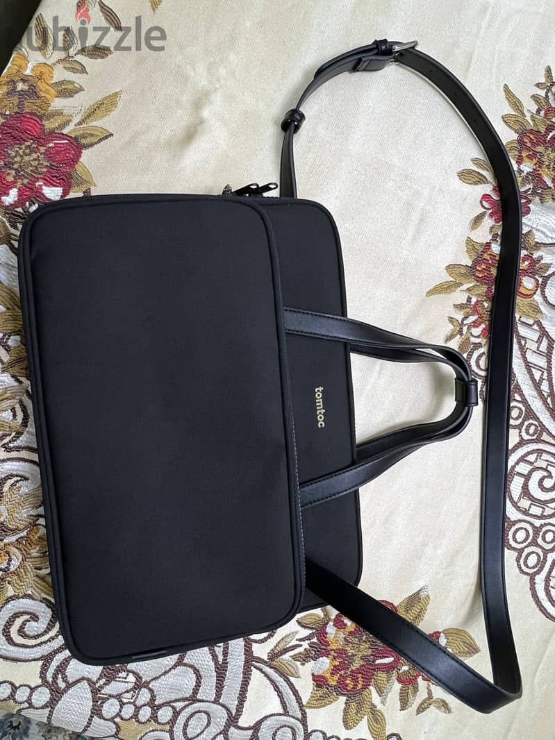 Tomtoc 14 inch laptop bag (New) 4