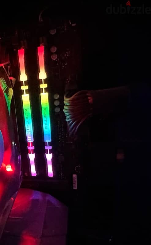 CRUCIAL RGB 32 DDR4 0