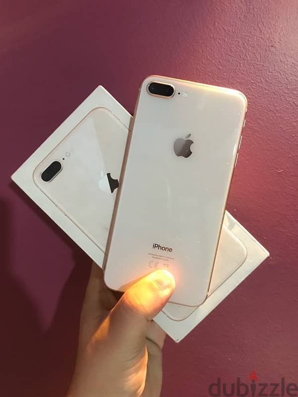 iPhone 8 Plus 1