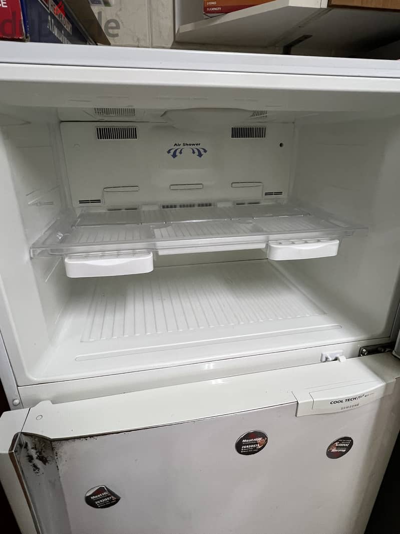 Samsung refrigerator for sale ثلاجه سامسونج 2