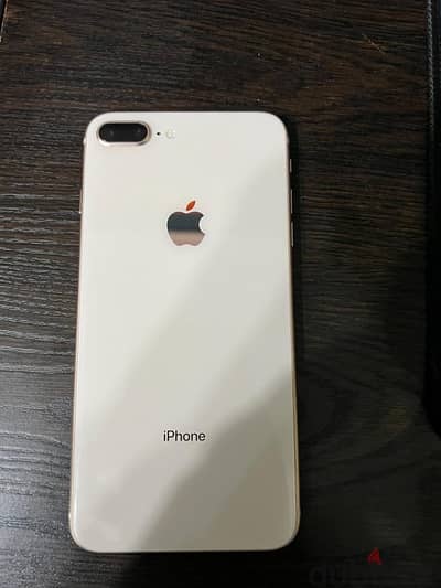 iphone 8 plus للبيع