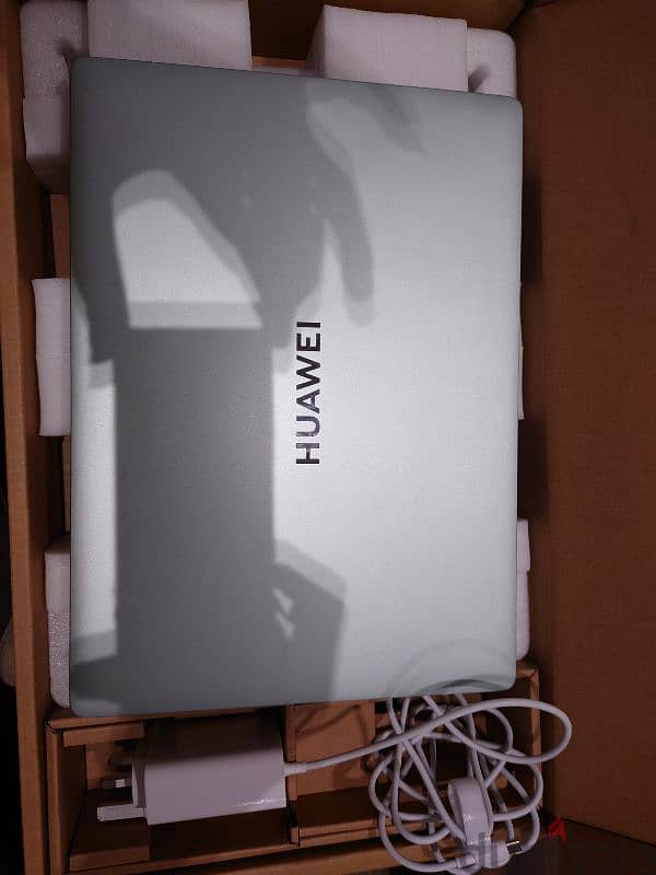 Huawei Matebook 14 Ultra 7 2