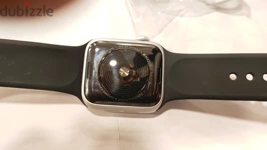 Apple Watch SE. GPS. Aluminium. casewith sport