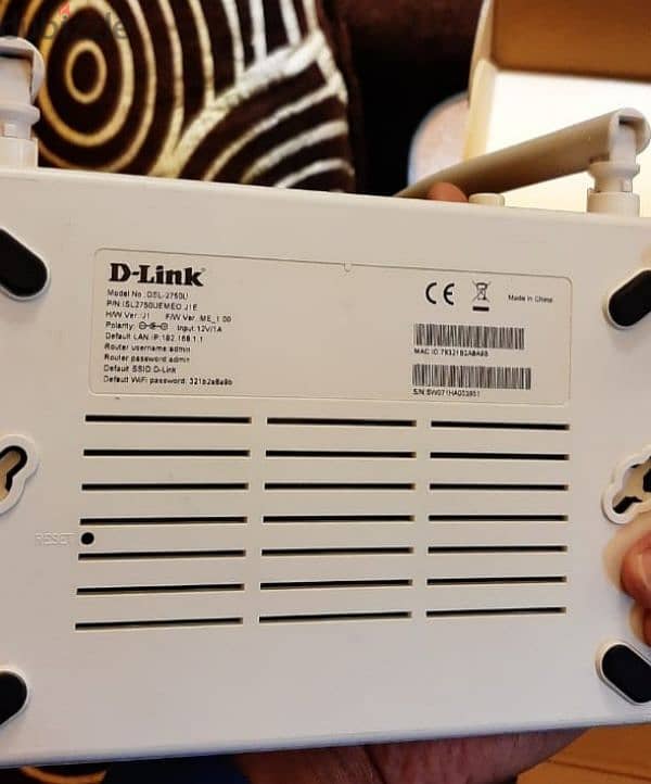 D-Link router راوتر دي لينك استخدام خفيف كالجديد 3