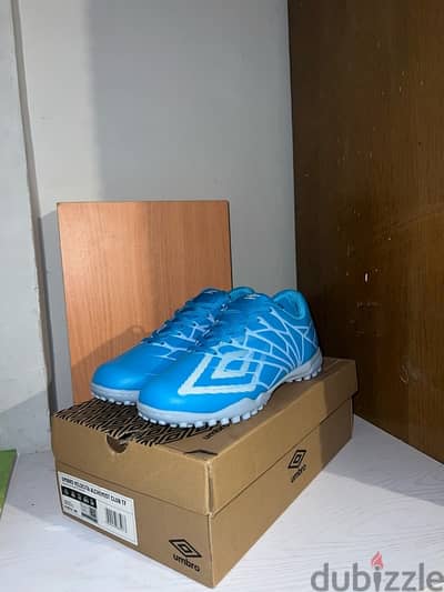 ‏جزاء كرة قدم umbro velocita alchemist club tf