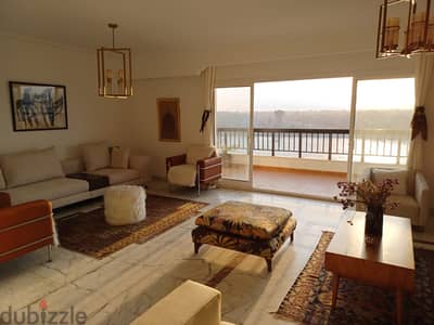 Apartment on the same line of Fairmont Nile City - شقة على الكورنيش