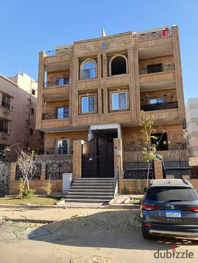 Apartment for sale, 170 m + 150 m (basement), in the eighth district, Sheikh Zayed, near all services