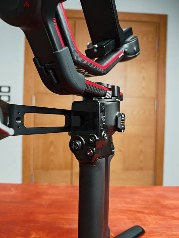 DJI Ronin RS3 Pro 2