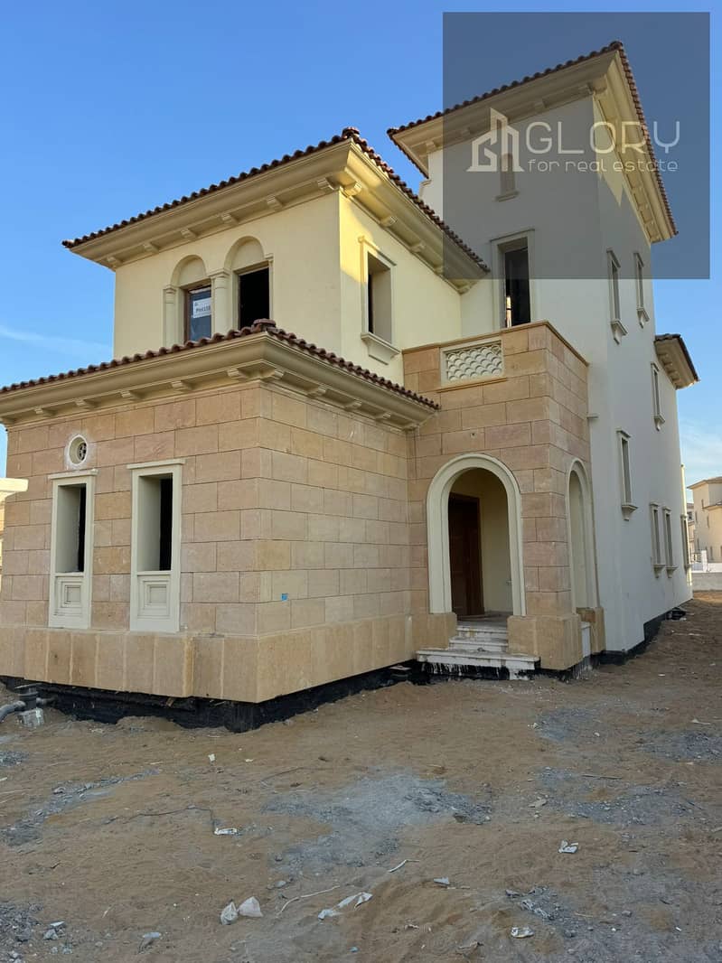 Corner standalone 334m unfinished for sale in compound city gate new cairo by diar qatri with instalments 0