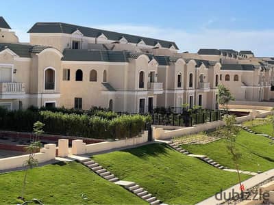 Town House Middle for sale in lavenir mostqbal city under market price with down payment and installment