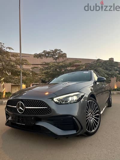 Mercedes-Benz C180 AMG 2023 Fully Loaded / خصم ٢٠٠ الف جنيه لمدة يومين