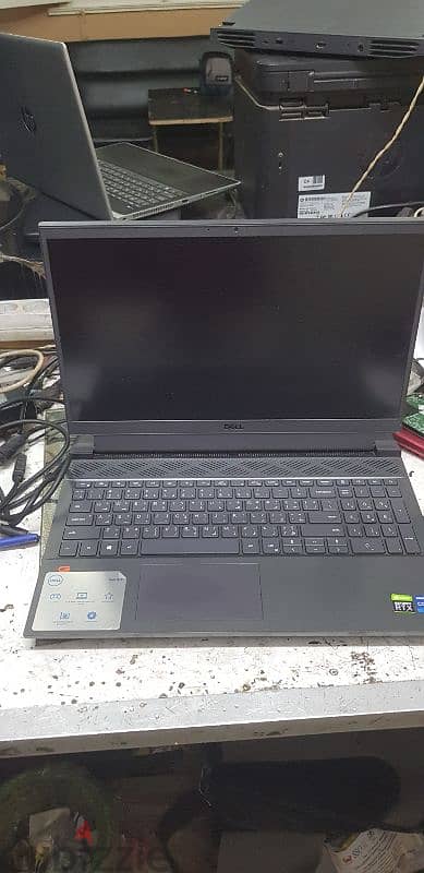 زيرو Dell gaming G15 5520  Core i7 Gen12/R 16G/Ssd 512G M2/RTX3050 4GB 1