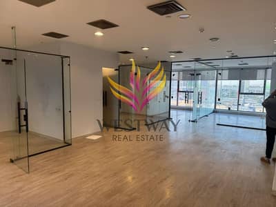 مكتب للايجار في ذا لين علي المحور المركزي مباشرة مدخل بالم هيلز Office for rent in the lane located on 26th july directly entrance of palm hills