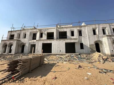 Villa Town house middle Resale VYE sodic new zayed Delivery 2026