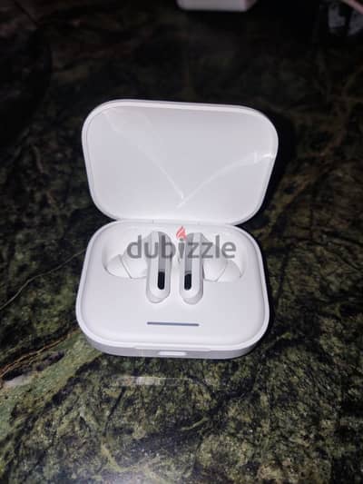 REDMI BUDS 5 earbuds