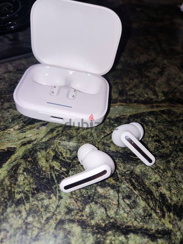 REDMI BUDS 5 earbuds 2