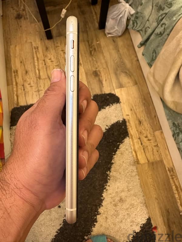 iPhone 11 like new 2