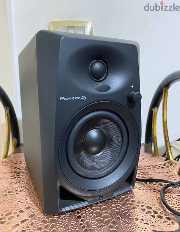 Pioneer DM-40, Mint Condition 1