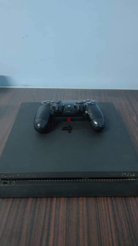 ps4 slim للبيع 1