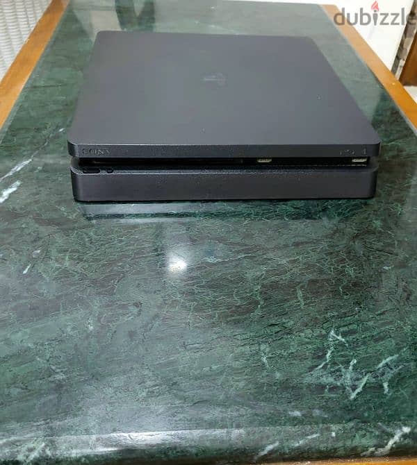 playstation 4 slim 0