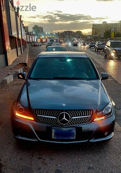 مرسيدس C180 AMG فابريكة بالكامل