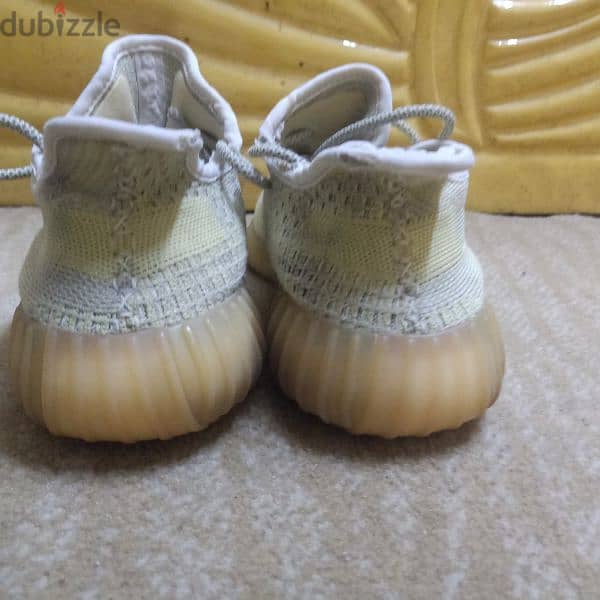 اديداس ييزى مقاس 42 بوست  adidas yeezy 350 v2 3