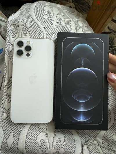 iphone 12 pro من كوريا حاله ممتازه