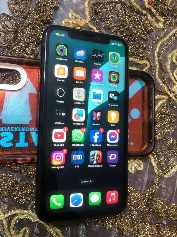 iPhone XR 1