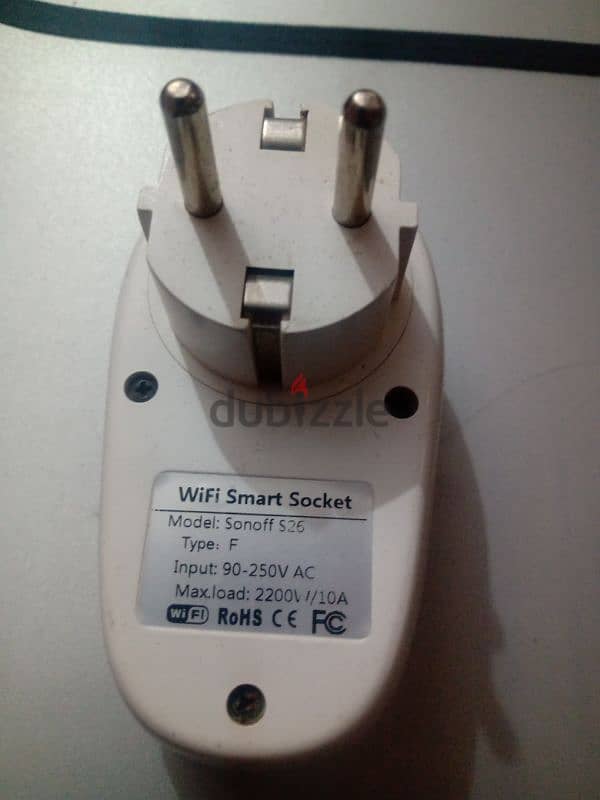 فيشه ذكيه تعمل عن طريق wifi 5