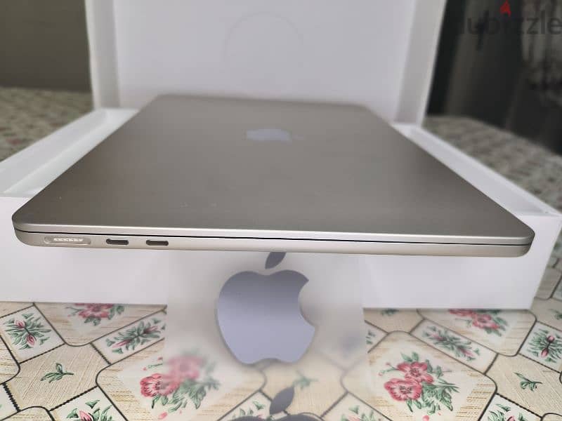 MacBook air M3 100% 2024 Ar En A+++ اتفتح للتجربه فقط 6