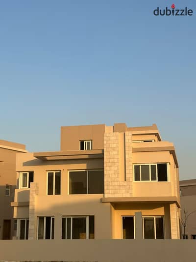 Move in immediately to a Town Villa priced lower than its value in Tawny in front of Al Gezira Club