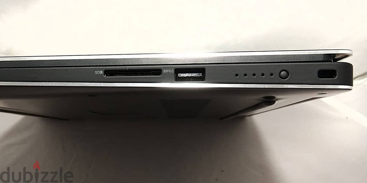 Dell Precision 5520 3