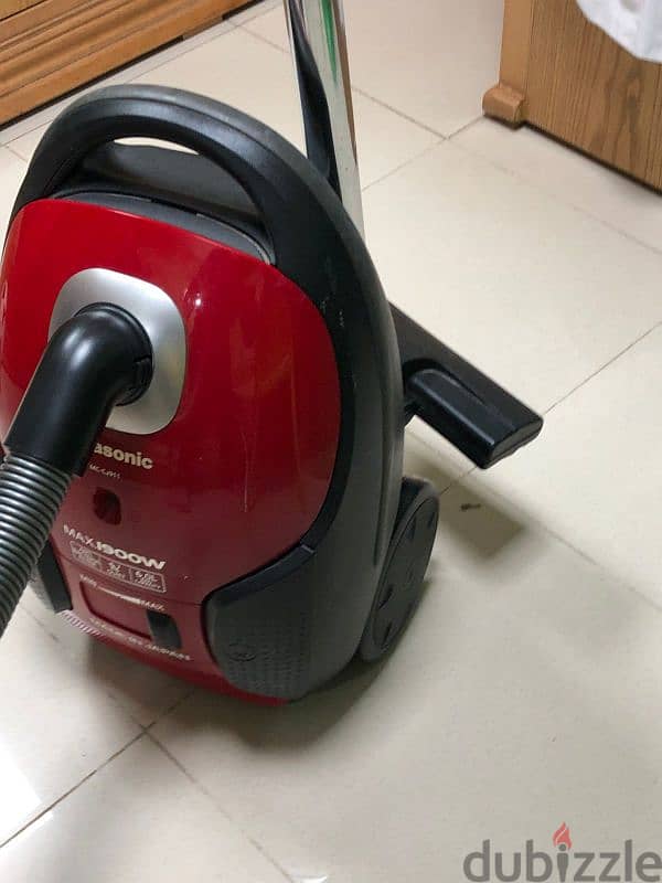 Panasonic vacuum 1900watt-مكنسه باناسونيك 2