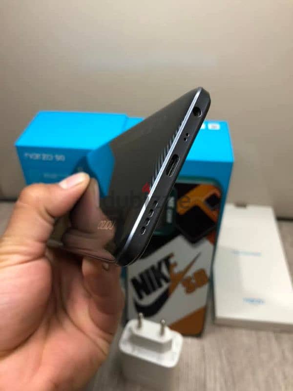 Realme Narzo 50 5