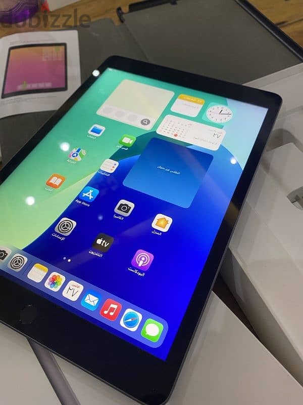 Apple ipad 9th لسة جديد فى الضمان بمشتملاته 3