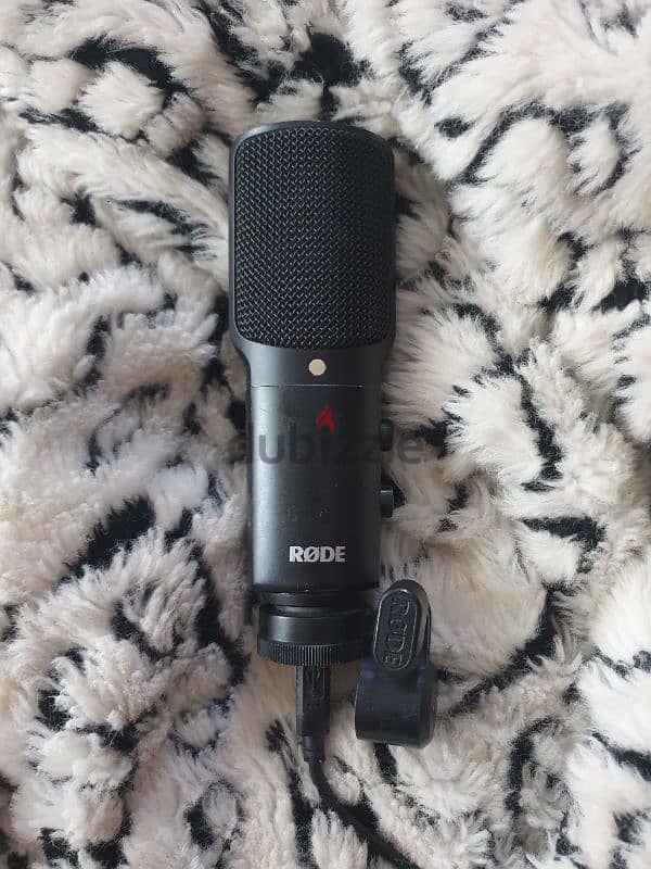 Rode NT-USB mic microphone/مايك مايكرفون روود 1