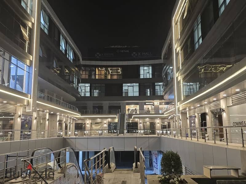 A commercial store built and ready for inspection in front of the Nakheel Compound and directly on the 90th Street  Fifth Settlement,new cairo 0