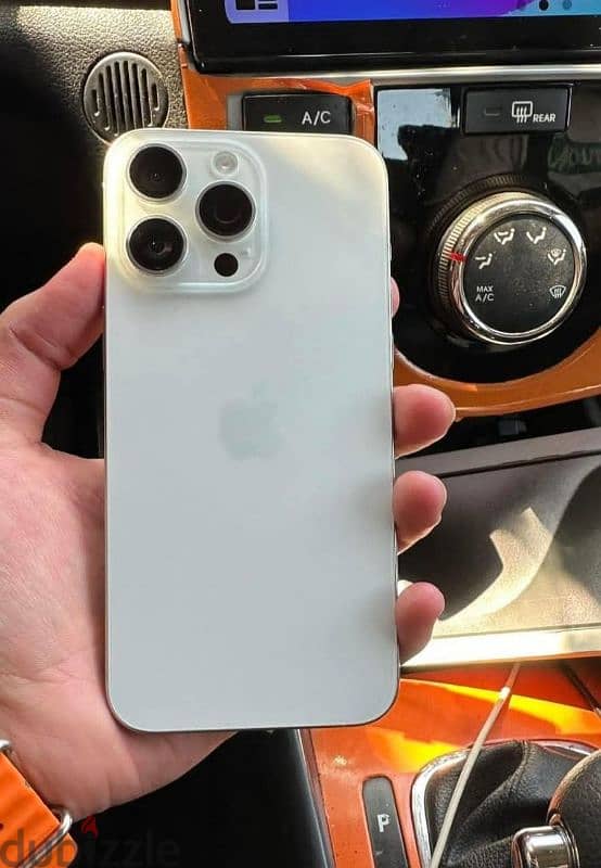 iphone 15 pro ايفون ١٥ برو زي الجديد 2